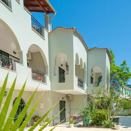 Vassilis Paradise Garden Hotel Agios Georgios Pagon