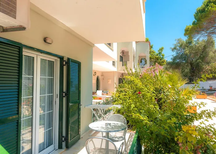 Vassilis Paradise Garden