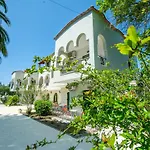 Vassilis Paradise Garden