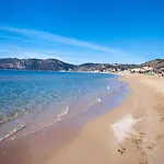 Vassilis Paradise Garden Szálloda 3*
