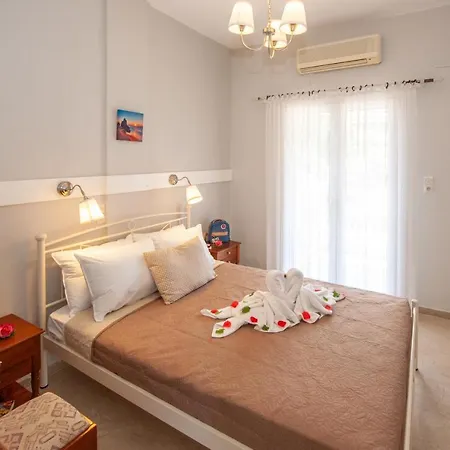 מלון Vassilis Paradise Garden